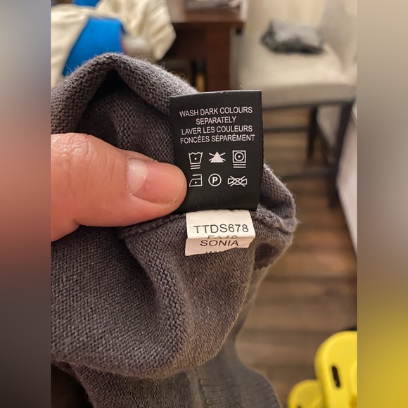 Grafting Crew Neck - Picture 4 of 4